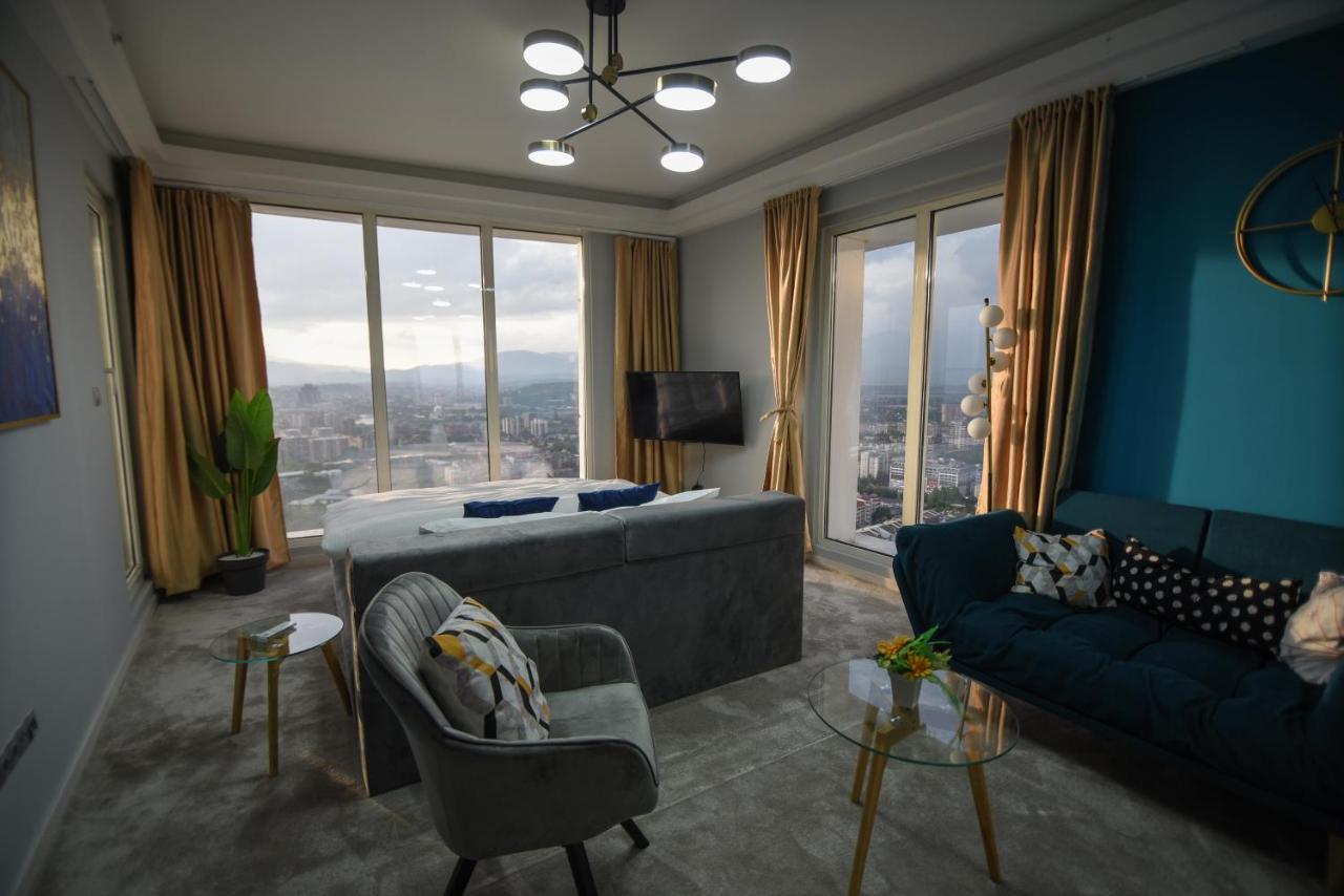 Sky Deluxe Fitness & Spa Скопье Экстерьер фото