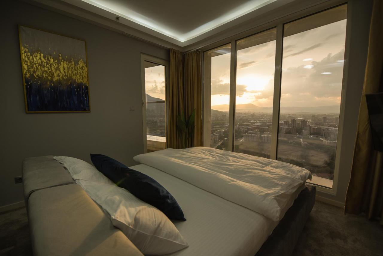 Sky Deluxe Fitness & Spa Скопье Экстерьер фото